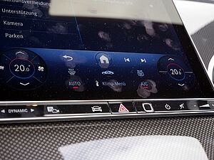 Mercedes-Benz GLC 220 d 4M Edition AMG Line 20 navigation