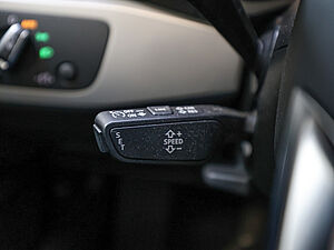Audi A4 Avant advanced 40 TDI quattro S tronic 27 navigation