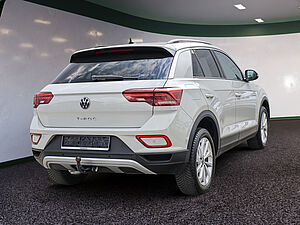 Volkswagen T-Roc Life 1.5 l TSI DSG 3 navigation