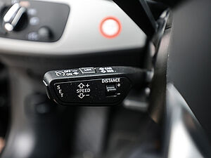 Audi A4 Avant S line 35 TFSI S tronic 28 navigation