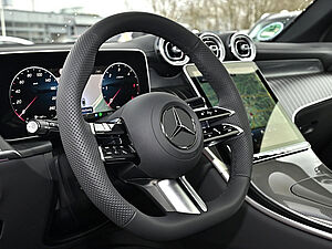 Mercedes-Benz GLC 300 d 4M AMG Line 27 navigation