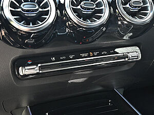 Mercedes-Benz GLB 250 4M Progressive Advanced Plus 13 navigation