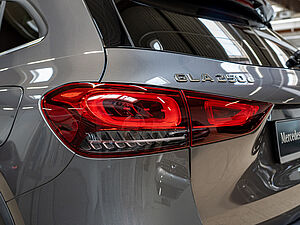 Mercedes-Benz GLA 250 e Style 30 navigation