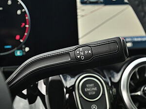 Mercedes-Benz GLA 200 AMG Line 17 navigation