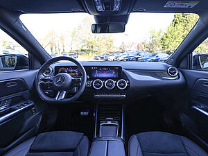 Mercedes-Benz GLA 250 4M AMG Sport Advanced Plus 8 navigation