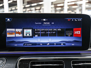 Mercedes-Benz V 220 d Style Lang 10 navigation