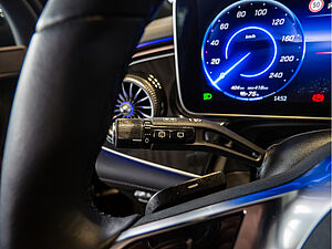 Mercedes-Benz EQE 350 EQE 350+ SUV Electric Art Advanced Plus 16 navigation