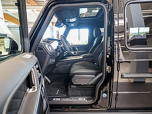 Mercedes-Benz G 450 G 450d AMG Line 9 navigation