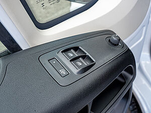 Peugeot Boxer KA 335 L3H2 BlueHDi 140 20 navigation