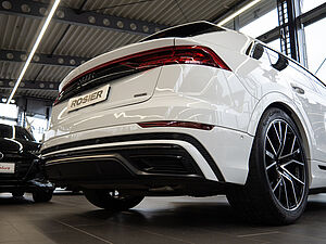 Audi Q8 50 TDI quattro S line 36 navigation