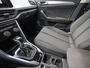 Volkswagen T-Roc Life 1.5 l TSI DSG 18 navigation
