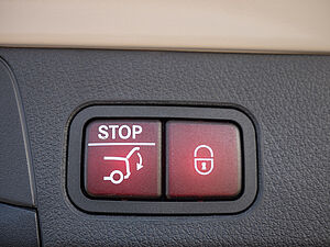 Mercedes-Benz B 250 e Progressive Advanced Plus 22 navigation