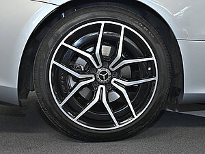 Mercedes-Benz E 200 Cabrio AMG Line 8 navigation