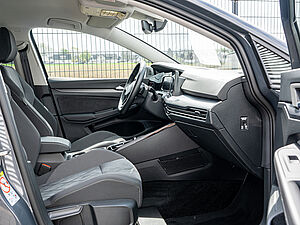 Volkswagen Golf VIII Style 1,5 l eTSI DSG 2 navigation