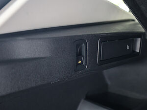 Volkswagen Tiguan Elegance 2,0 l TDI DSG 39 navigation