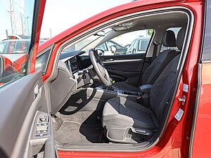 Volkswagen Golf VIII Variant Life 1,5 l TSI 11 navigation