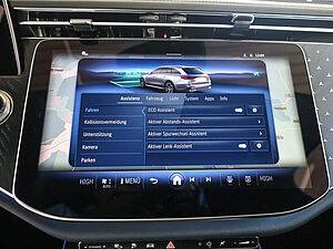 Mercedes-Benz E 300 de T AMG Sport Advanced 13 navigation