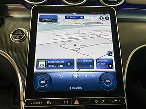 Mercedes-Benz C 220 d T AMG Sport 11 navigation