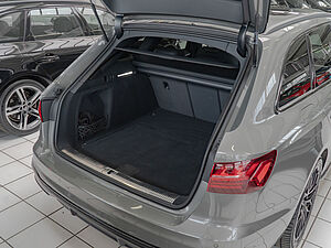 Audi A4 Avant S line 35 TFSI S tronic 8 navigation