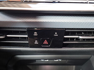 Volkswagen Golf VIII Goal 2,0 l TDI DSG 18 navigation
