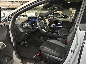 Mercedes-Benz EQE 350 AMG Line 10 navigation