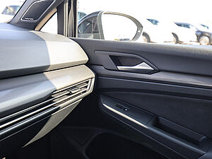 Volkswagen Golf VIII GTI Clubsport DSG 22 navigation