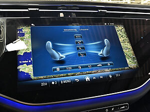 Mercedes-Benz E 220 d 4M T AMG Sport Premium Superscreen 13 navigation