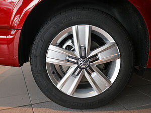 Volkswagen T6.1 California Beach 2.0 TDI DSG 8 navigation