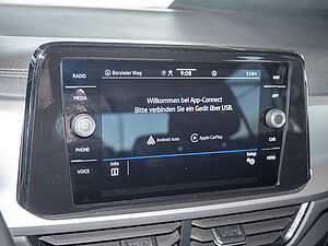 Volkswagen T-Roc Life 1.5 l TSI DSG 14 navigation