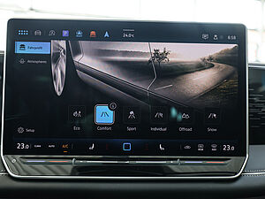 Volkswagen Tiguan Elegance 2.0 TDI 4M DSG 15 navigation