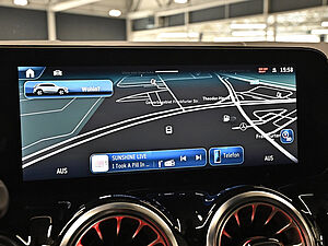 Mercedes-Benz GLA 250 e AMG Line 11 navigation