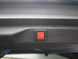 Peugeot 3008 GT HYBRID 145 e-DSC6 35 navigation