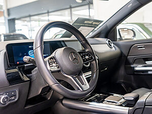 Mercedes-Benz GLA 250 e Progressive 20 navigation