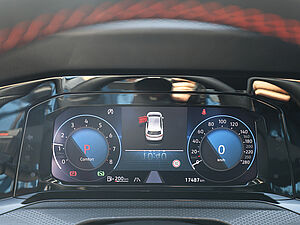 Volkswagen Golf VIII GTI DSG 22 navigation