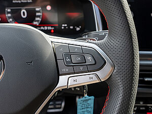 Volkswagen Polo GTI 2,0 l TSI DSG 16 navigation