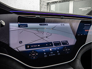 Mercedes-Benz EQE 500 4M AMG Sport Premium Hyper 10 navigation