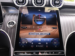 Mercedes-Benz GLC 220 GLC 220d 4Matic Edition AMG Line 13 navigation
