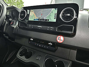 Mercedes-Benz Sprinter 317 CDI Tourer L3 9 navigation