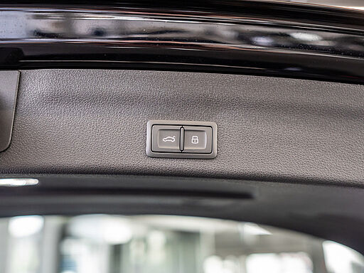 Audi RS6 Avant tiptronic 32