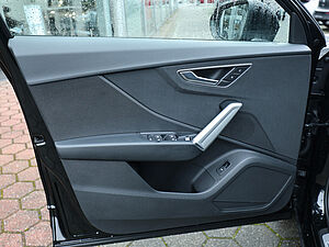 Audi Q2 35 TFSI S Line Black 31 navigation