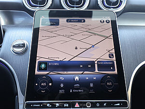 Mercedes-Benz GLC 300 e 4M Avantgarde Advanced Plus 11 navigation
