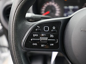 Mercedes-Benz Sprinter 317 CDI KA L3H2 19 navigation