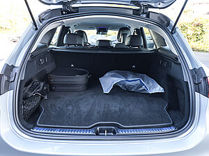 Mercedes-Benz GLC 300 e 4M Avantgarde Advanced Plus 31 navigation