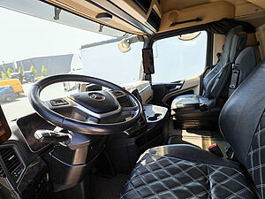 Mercedes-Benz Actros 1845 LS 4x2 F13 9 navigation