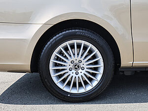 Mercedes-Benz V 250 d STYLE Lang 6 navigation
