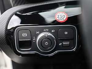 Mercedes-Benz CLA 180 Coupé Progressive Advanced 28 navigation