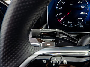 Mercedes-Benz C 300 e AMG Sport Premium 16 navigation