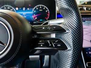 Mercedes-Benz S 500 4M L AMG Sport Firstclass Exklusiv Stan 18 navigation