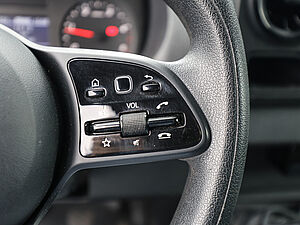 Mercedes-Benz Sprinter 317 CDI KA L3H2 18 navigation