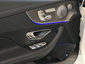 Mercedes-Benz E 300 d 4M Cabrio AMG Line 27 navigation